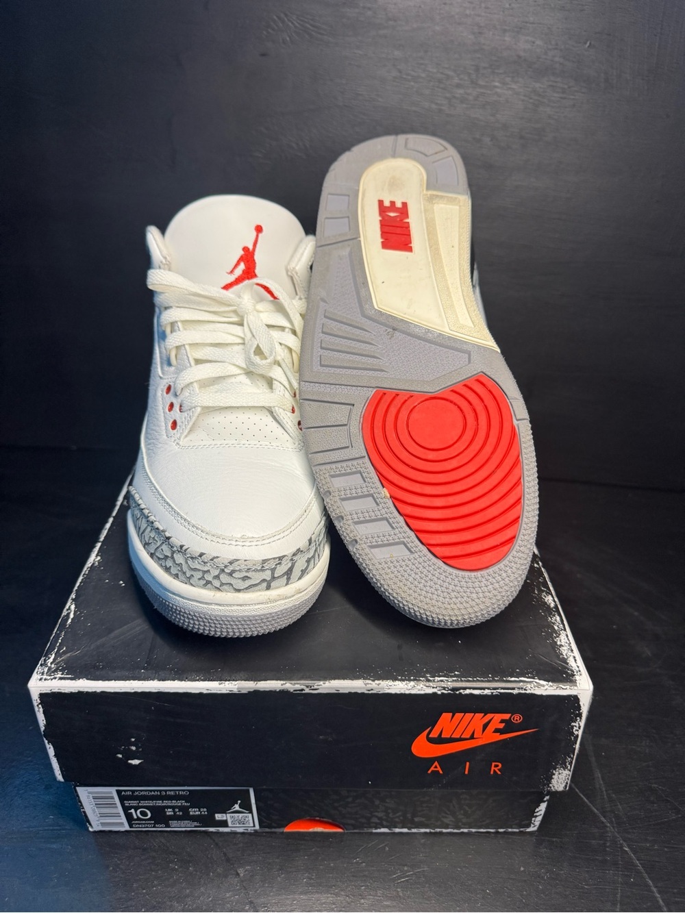Classic Jordan 3 Men’s Leather Basketball Sneakers with Grey Elephant Print - Picture 5 of 5
